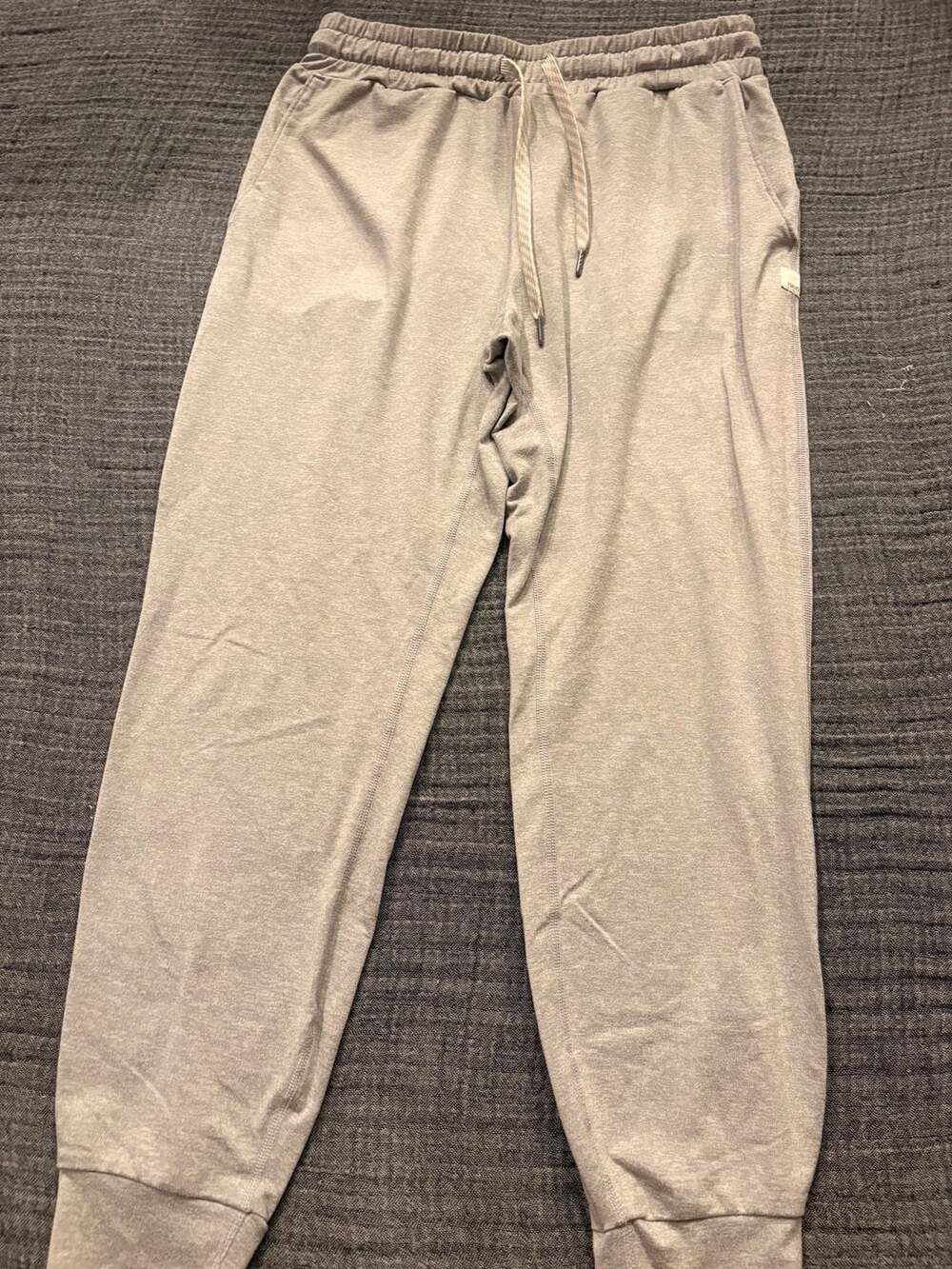 Vuori Performance Jogger Heathered Grey Sweatpants Womens